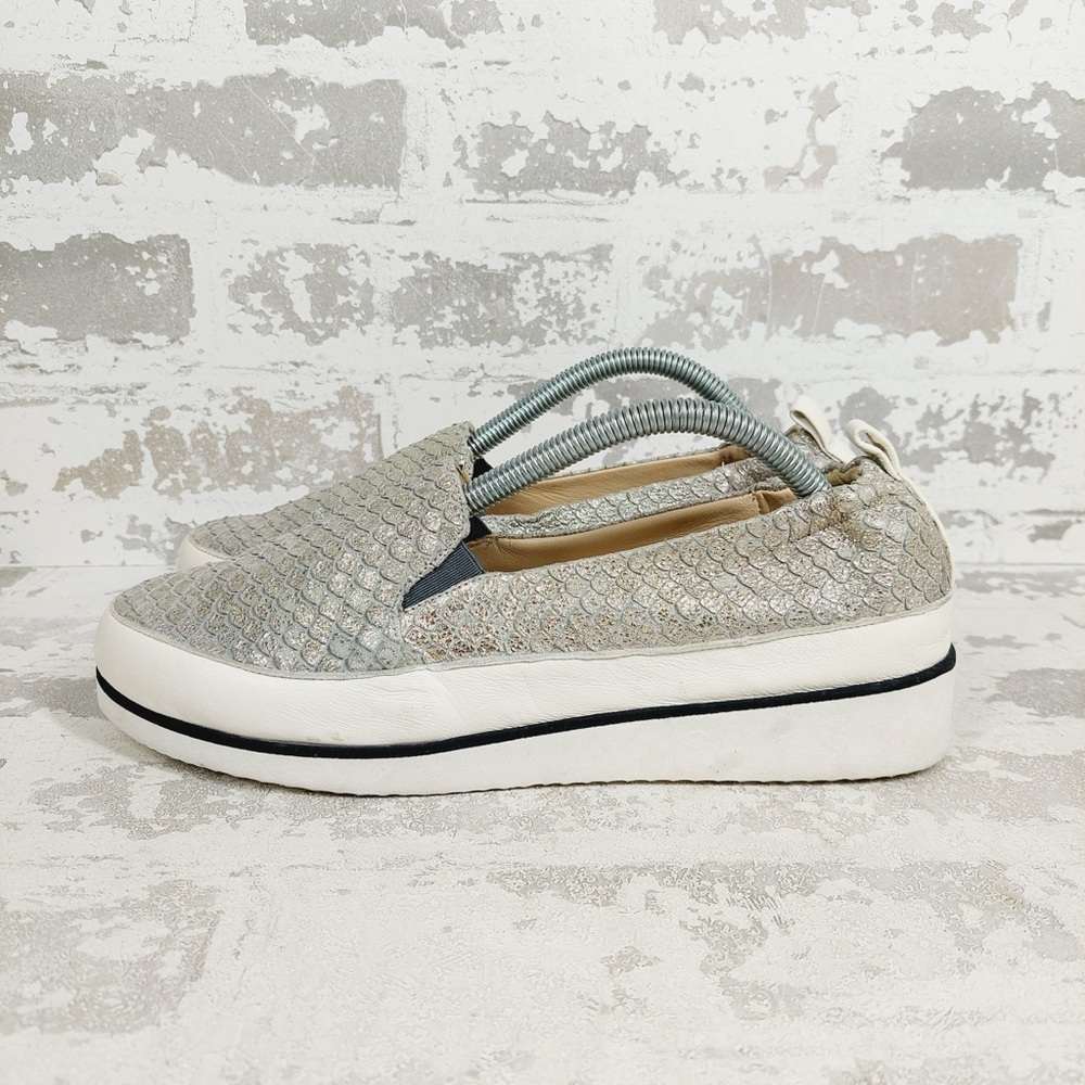 NEW RON WHITE Nell Slip-on Sneaker In Pewter Leather Slip On i731